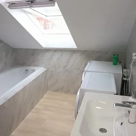 Apartment Samorin Apartament *